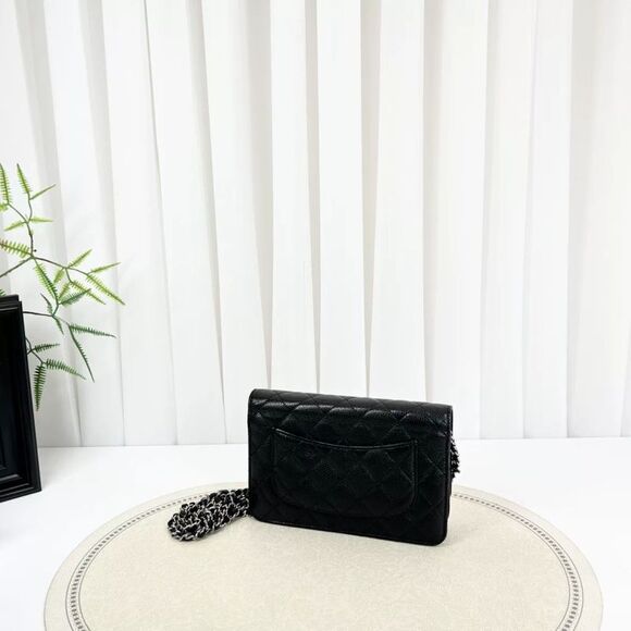 Chanel Women Pre-Loved Bag Very Good Condition - Picture 3 of 4